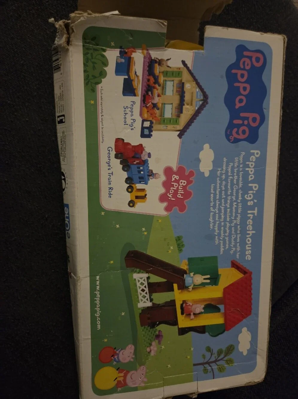 Peppa Pig Buildable Treehouse. Complete. Broken Box